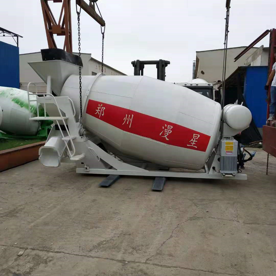 柴油機(jī)驅(qū)動(dòng)攪拌車上裝試機(jī)