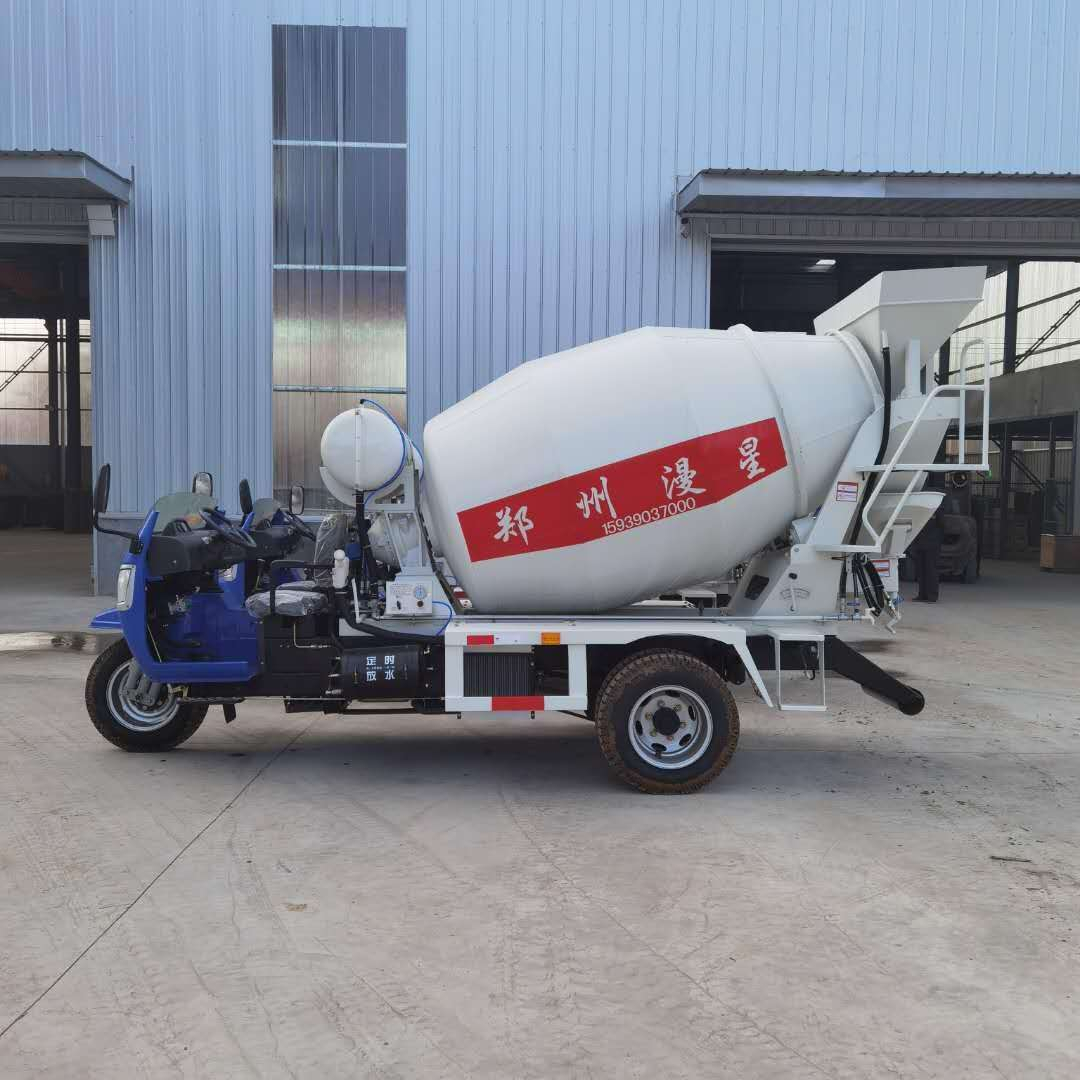 混凝土攪拌車機油和濾芯的更換