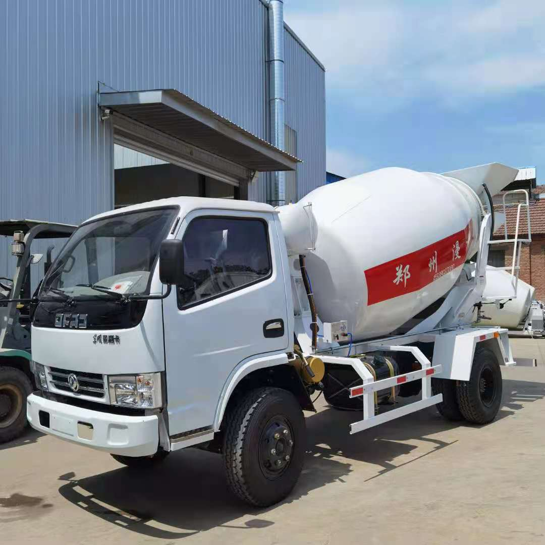 小型攪拌車的保養(yǎng)事項有哪些？